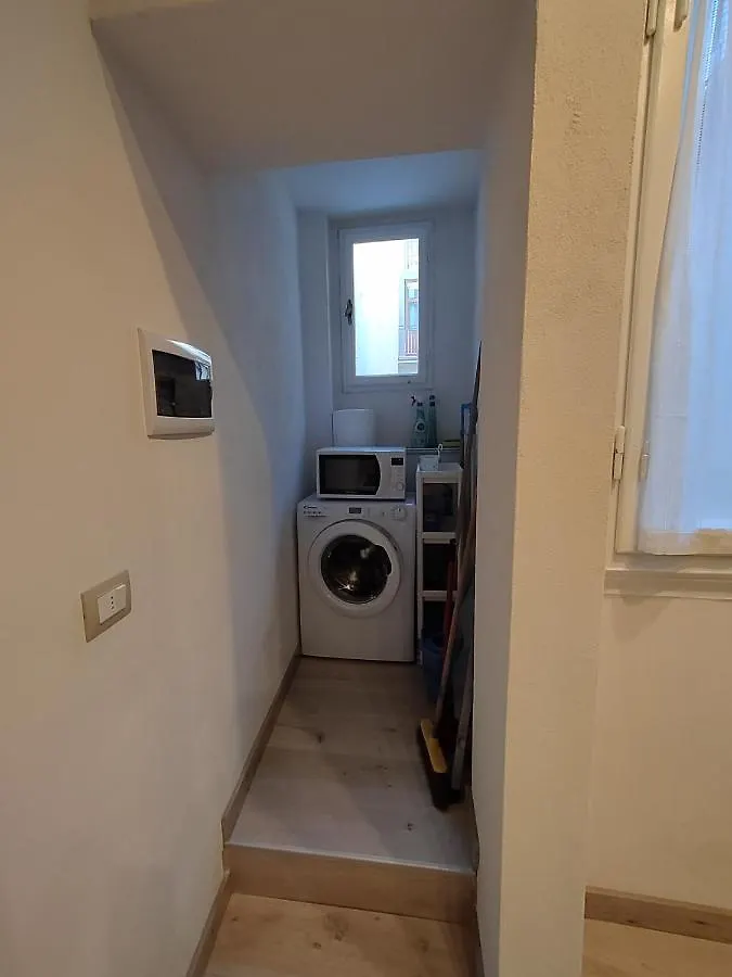 Cozy Apartment Near Ponte Vecchio Florence